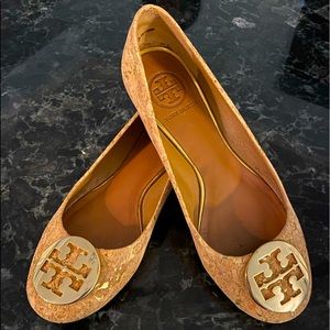 Tory Burch Reva Cork and Gold Ballet Flat Size 6 gently worn